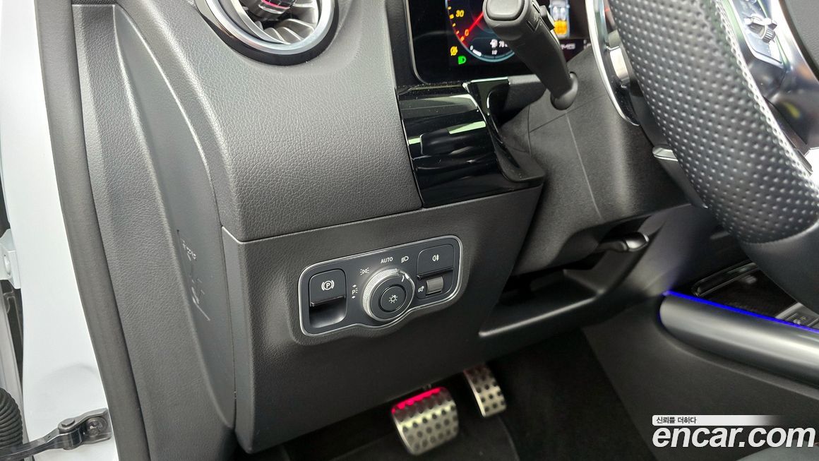 Mercedes-Benz GLA-Class 2023