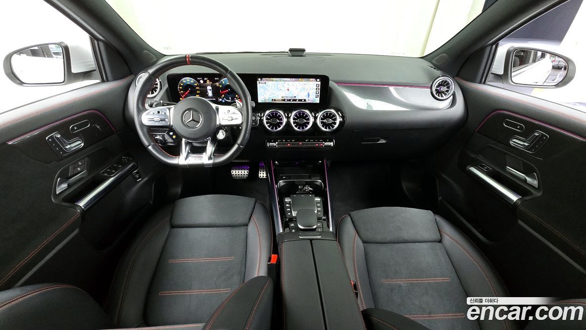 Mercedes-Benz GLA-Class 2023