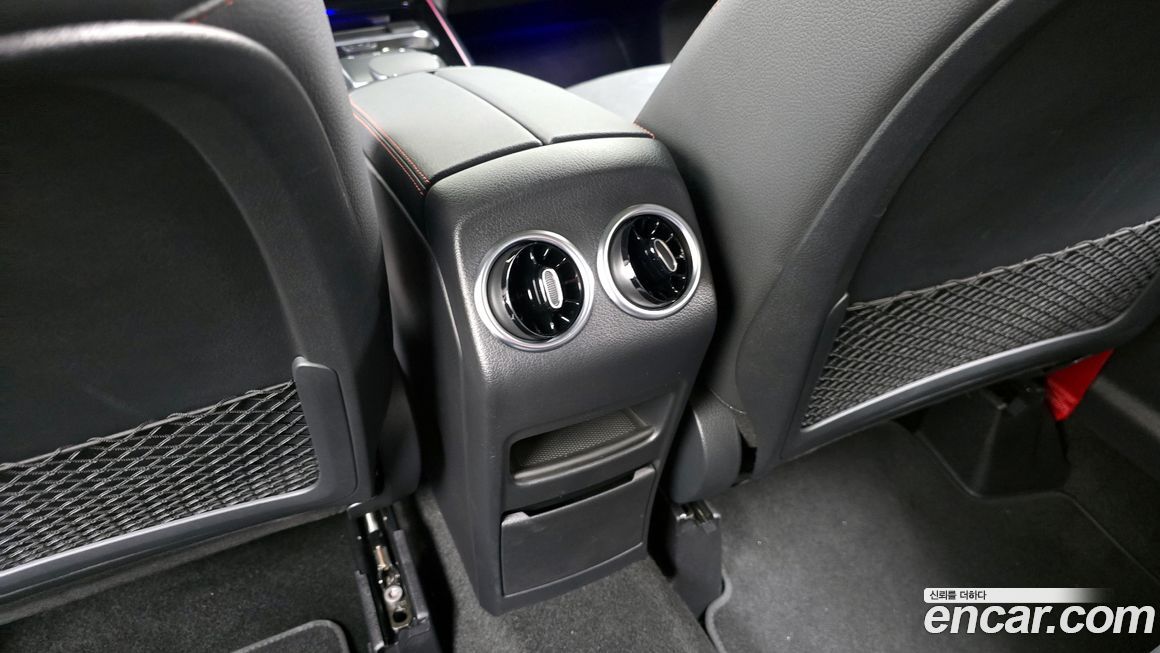 Mercedes-Benz GLA-Class 2023