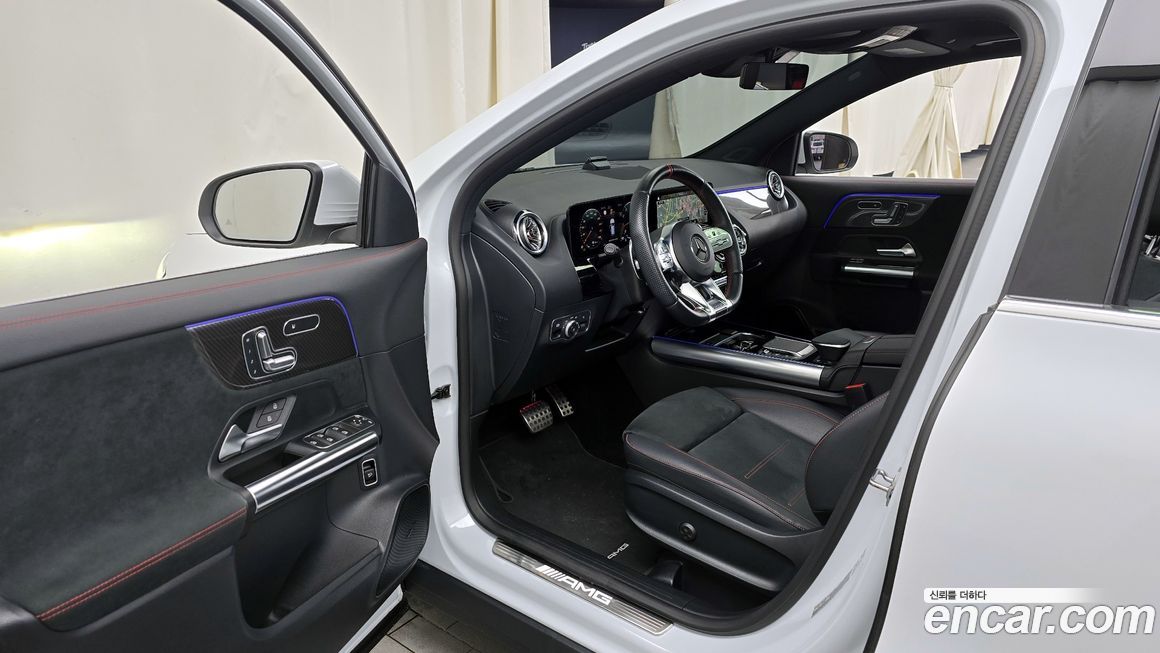 Mercedes-Benz GLA-Class 2023