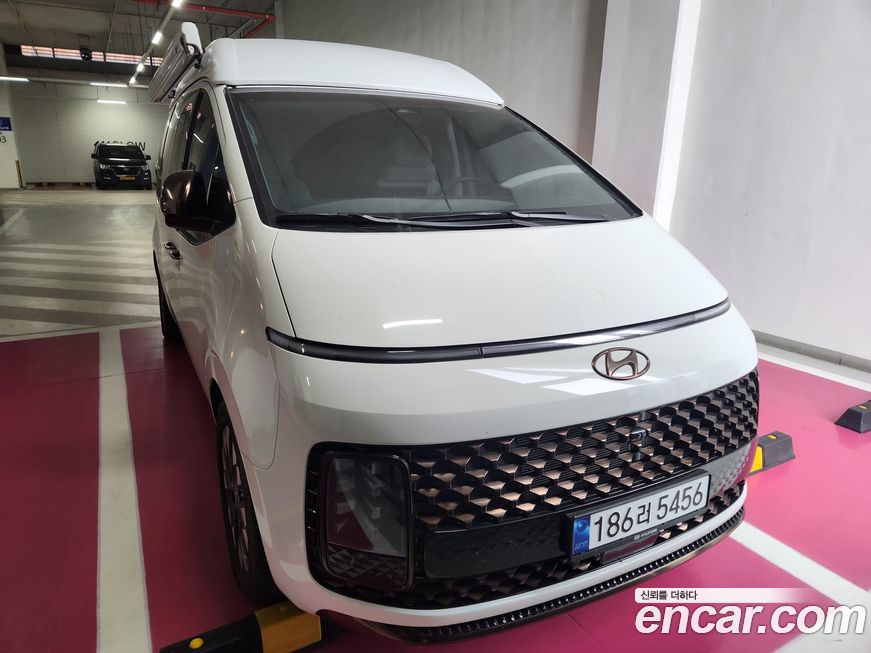 Hyundai Staria 2023