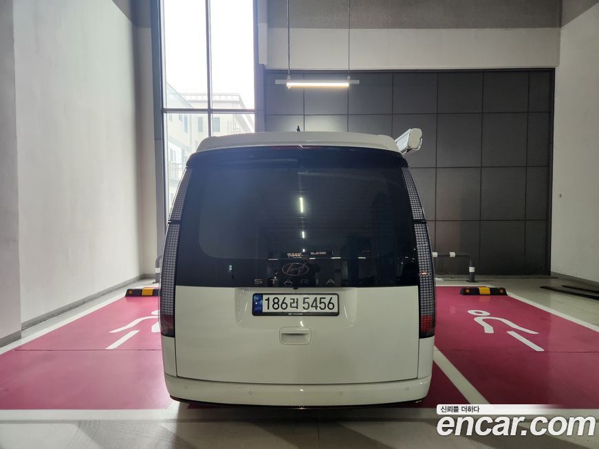 Hyundai Staria 2023