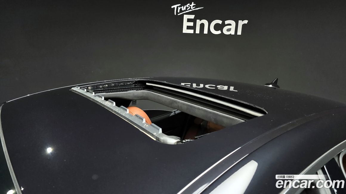 Maserati Ghibli 2022