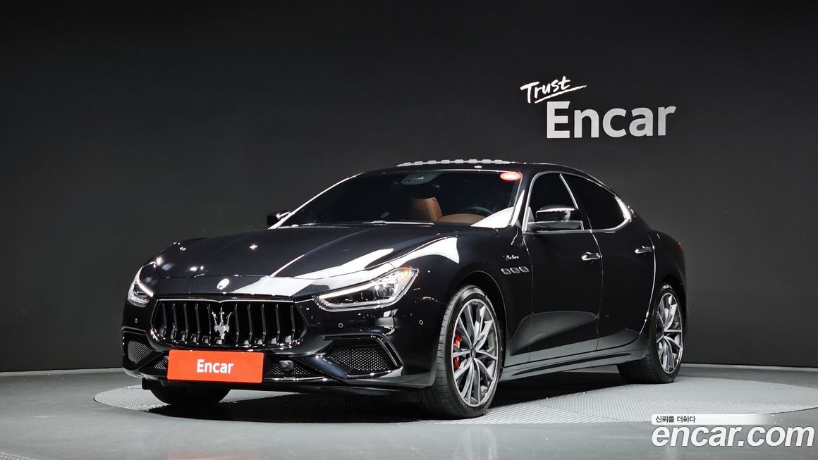 Maserati Ghibli 2022