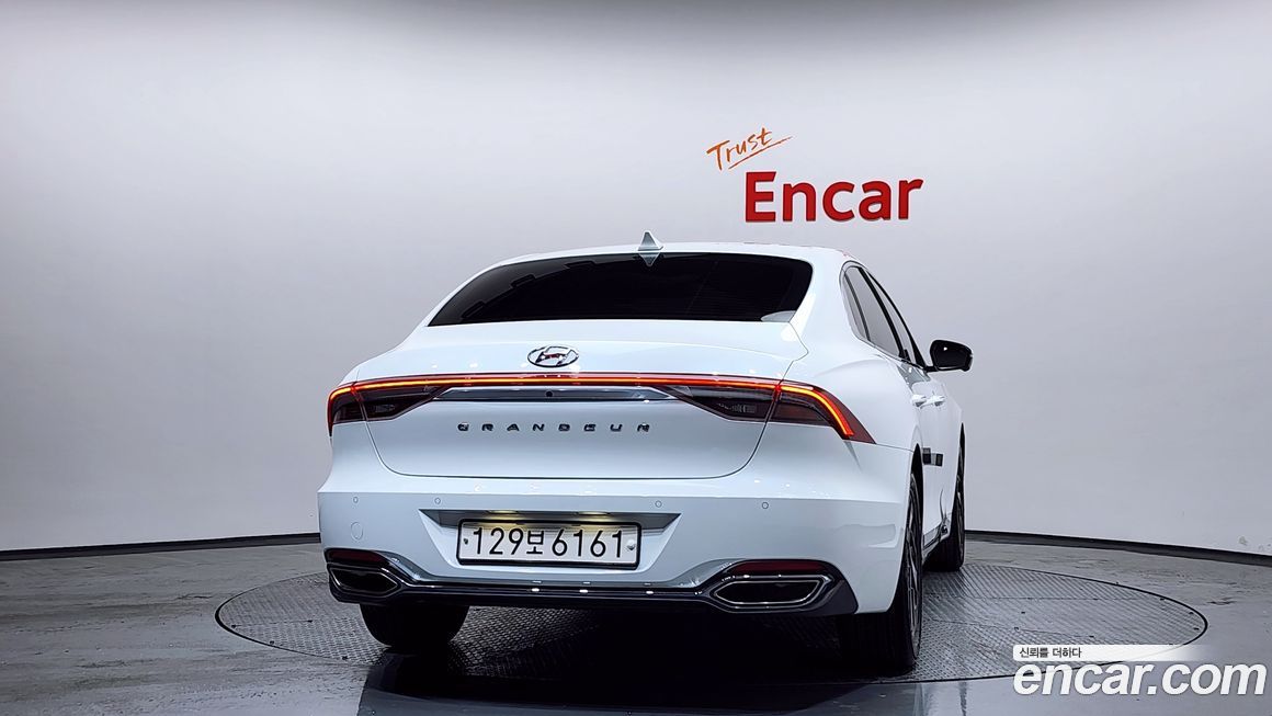 Hyundai Grandeur 2022