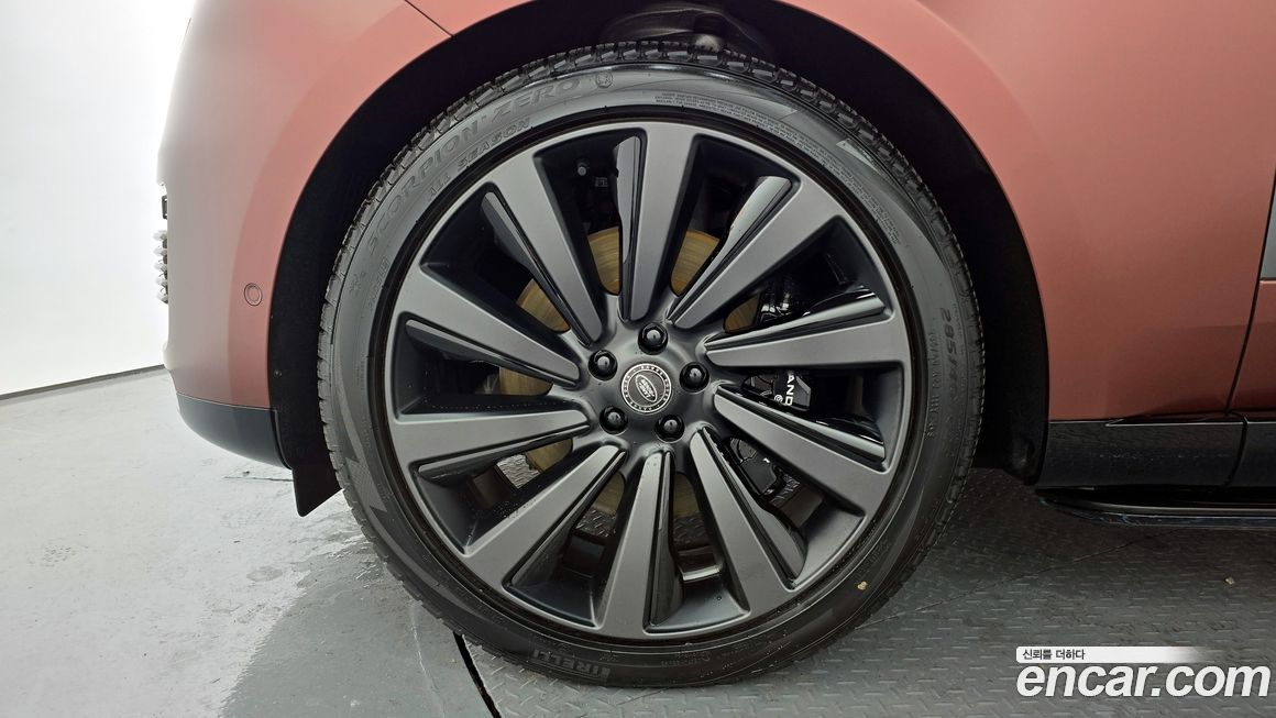 Land Rover Range Rover 2024