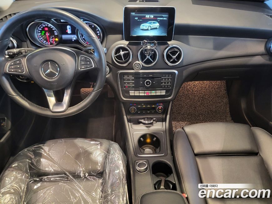 Mercedes-Benz GLA-Class 2018