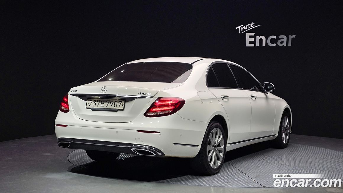 Mercedes-Benz E-Class 2020