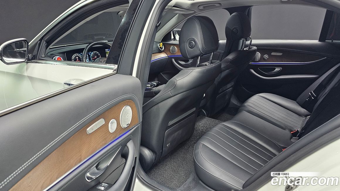 Mercedes-Benz E-Class 2020