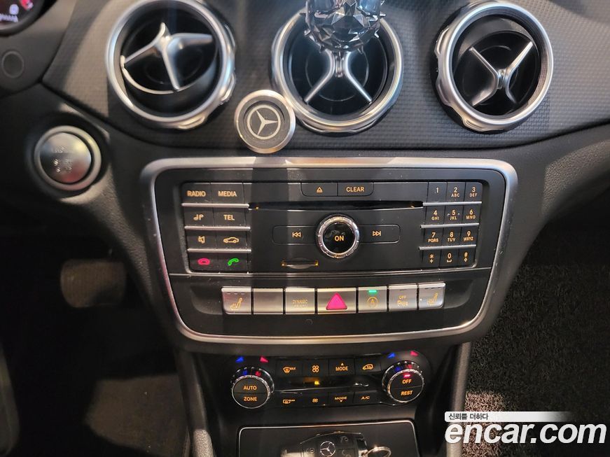 Mercedes-Benz GLA-Class 2018