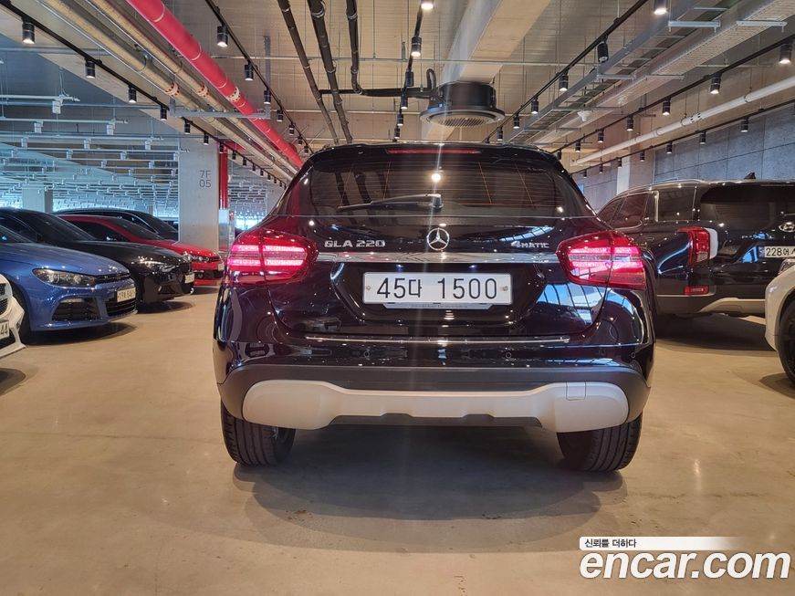 Mercedes-Benz GLA-Class 2018