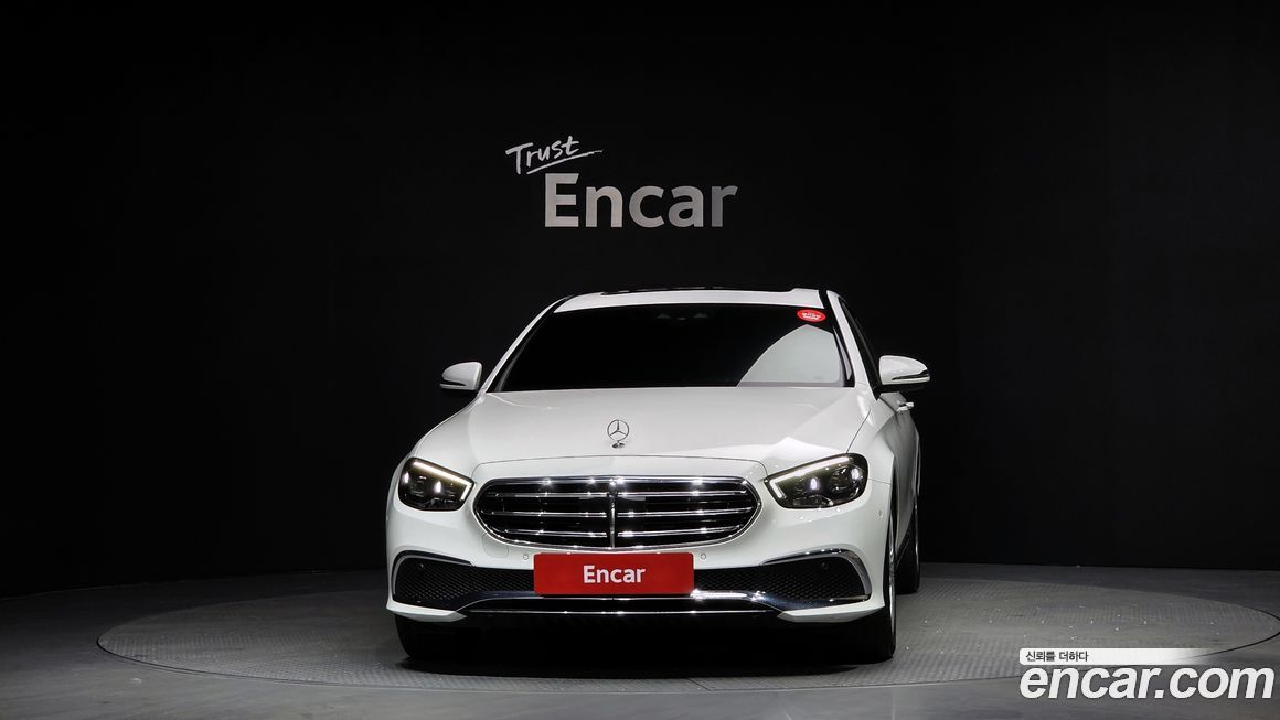 Mercedes-Benz E-Class 2021