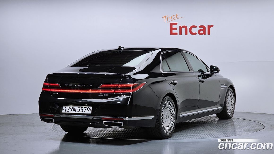 Genesis G90 2020