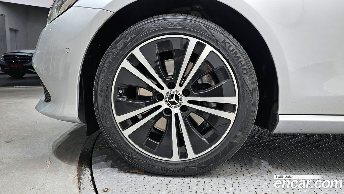 Mercedes-Benz E-Class 2020