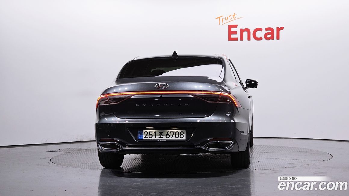 Hyundai Grandeur 2022