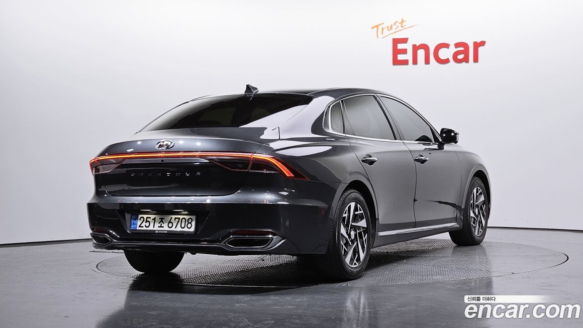 Hyundai Grandeur 2022