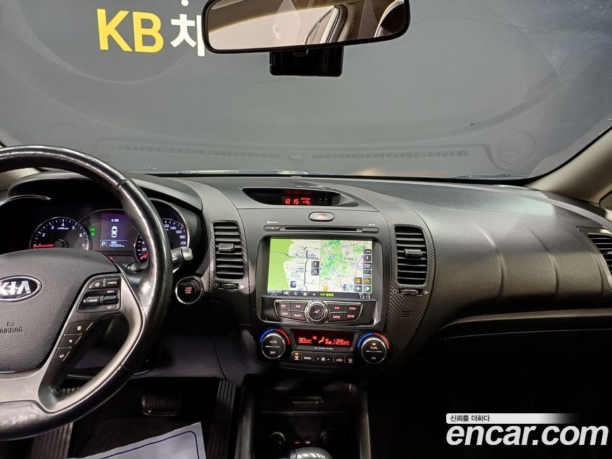 Kia K3 2013
