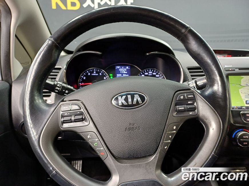 Kia K3 2013
