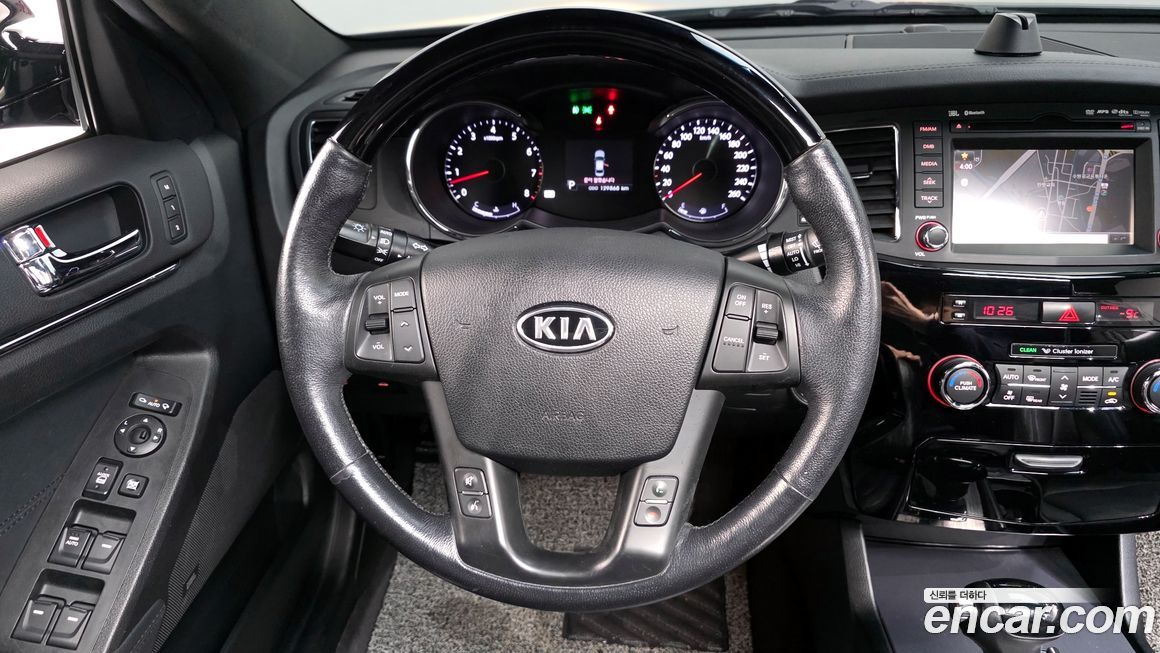 Kia K7 2011