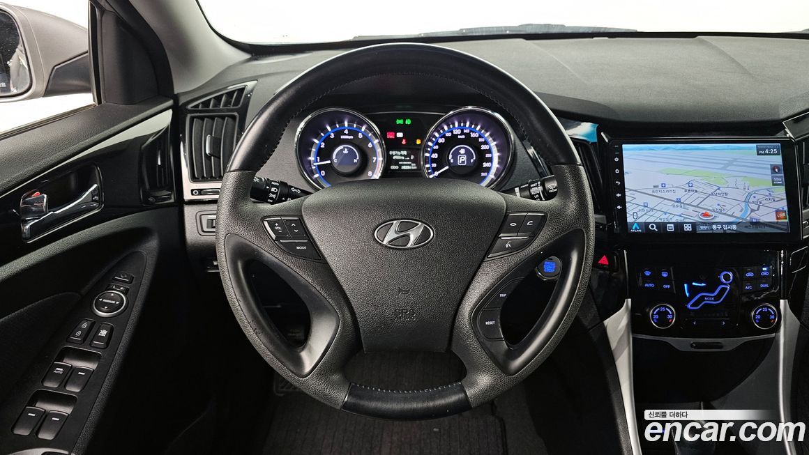 Hyundai Sonata 2010