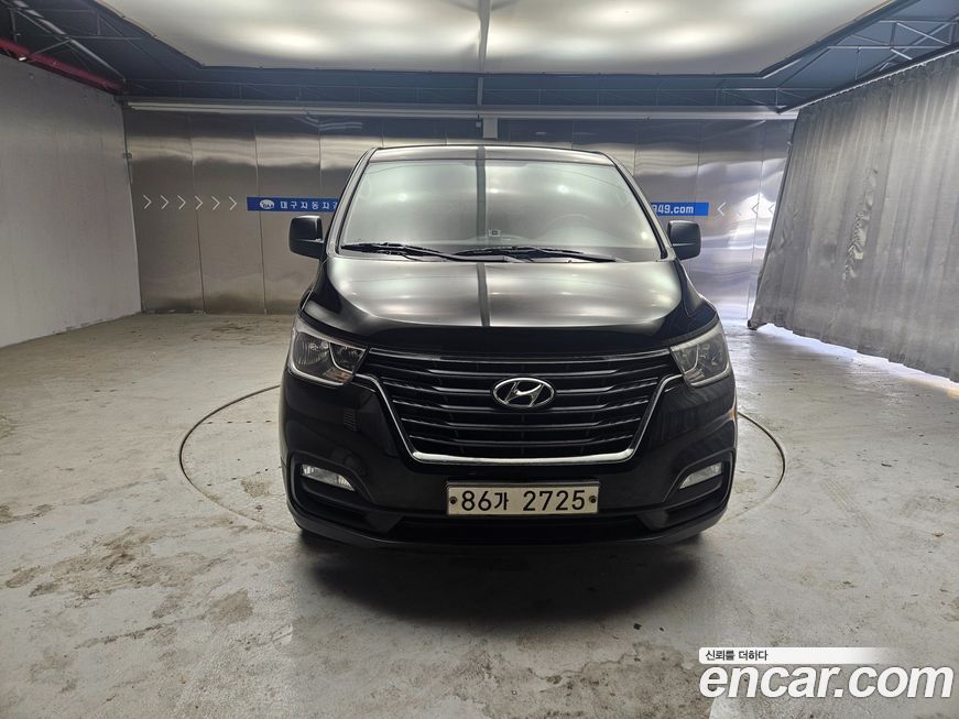 Hyundai Starex 2019