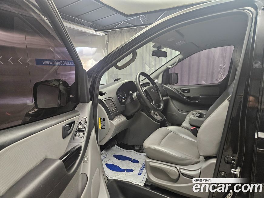 Hyundai Starex 2019