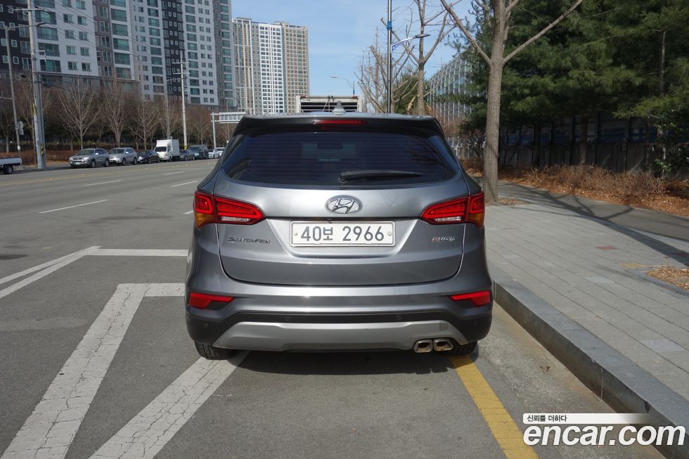 Hyundai Santafe 2016
