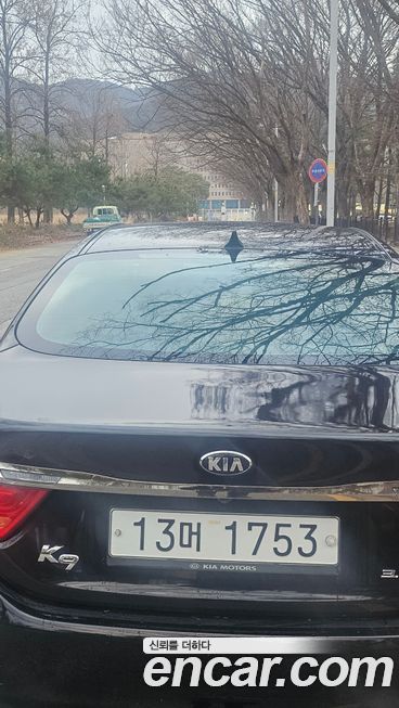 Kia K9 2013