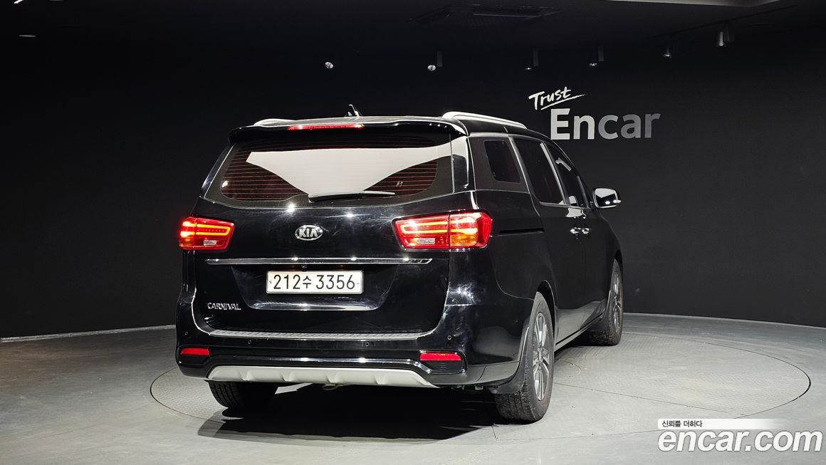 Kia Canival 2019