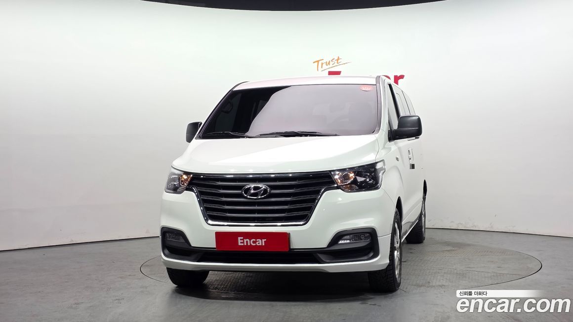 Hyundai Starex 2019