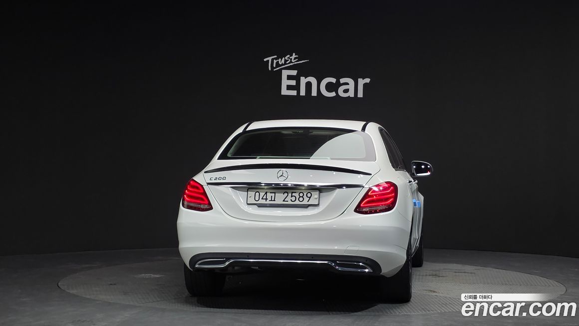 Mercedes-Benz C-Class 2017