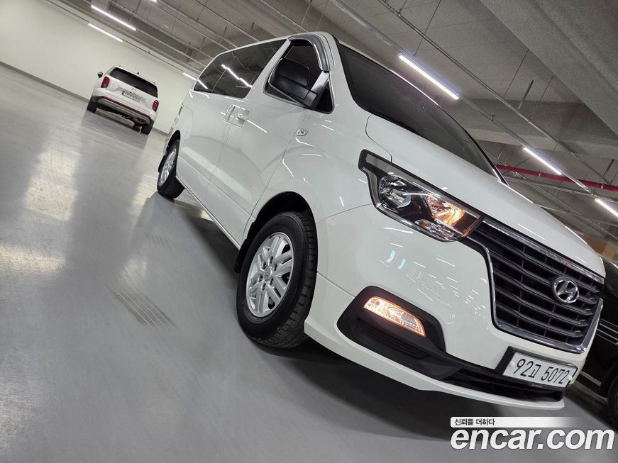 Hyundai Starex 2020