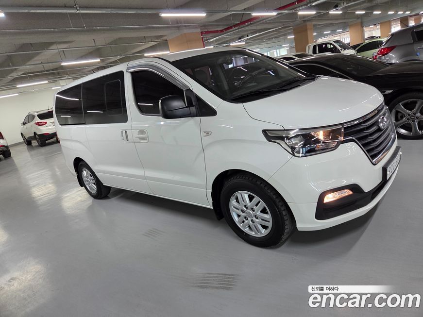 Hyundai Starex 2020