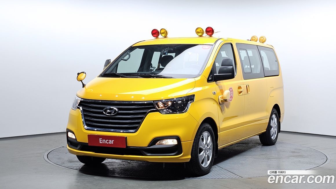 Hyundai Starex 2021