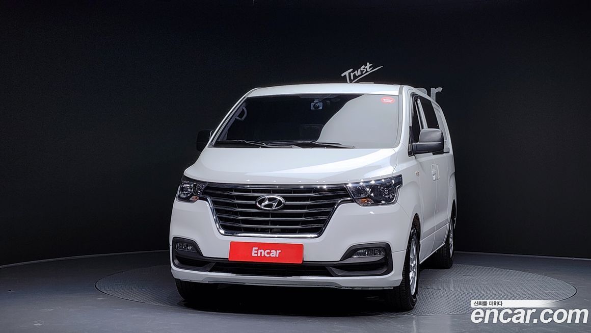 Hyundai Starex 2021