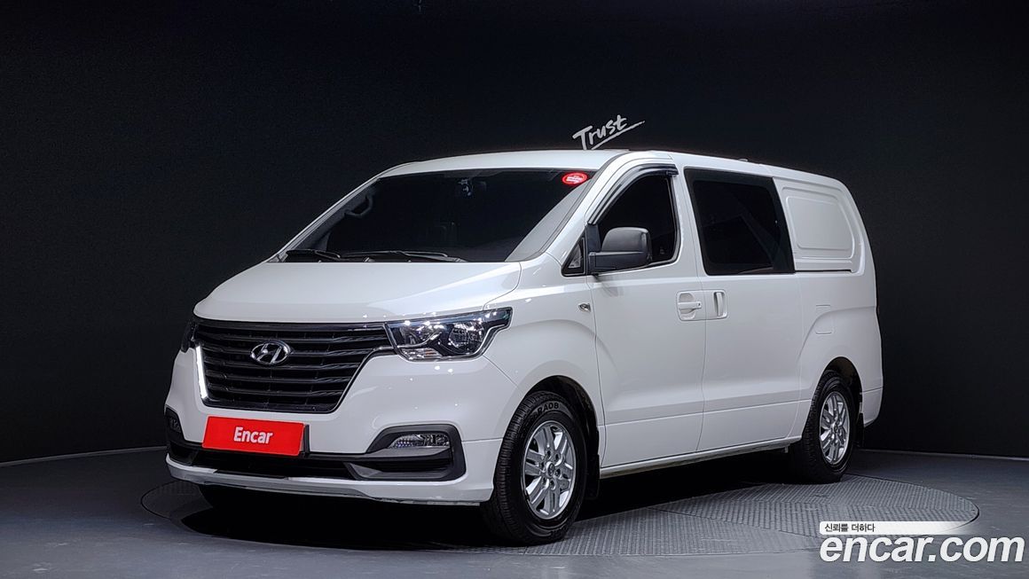 Hyundai Starex 2021