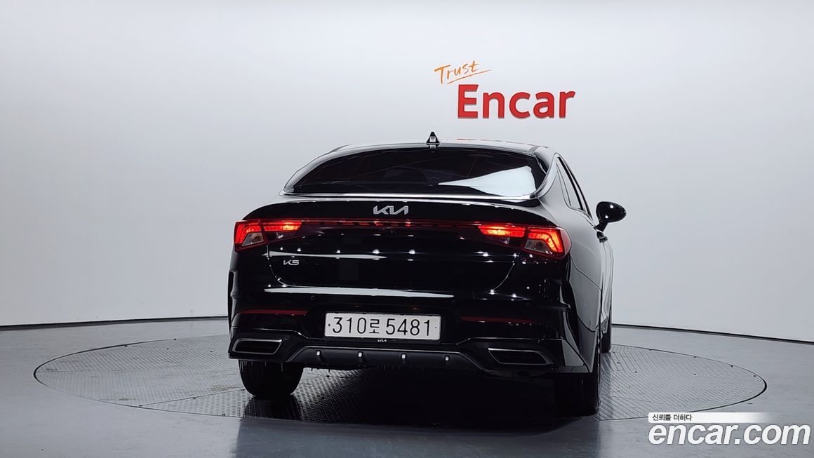 Kia K5 2023