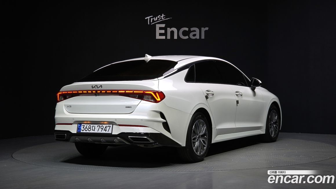 Kia K5 2023