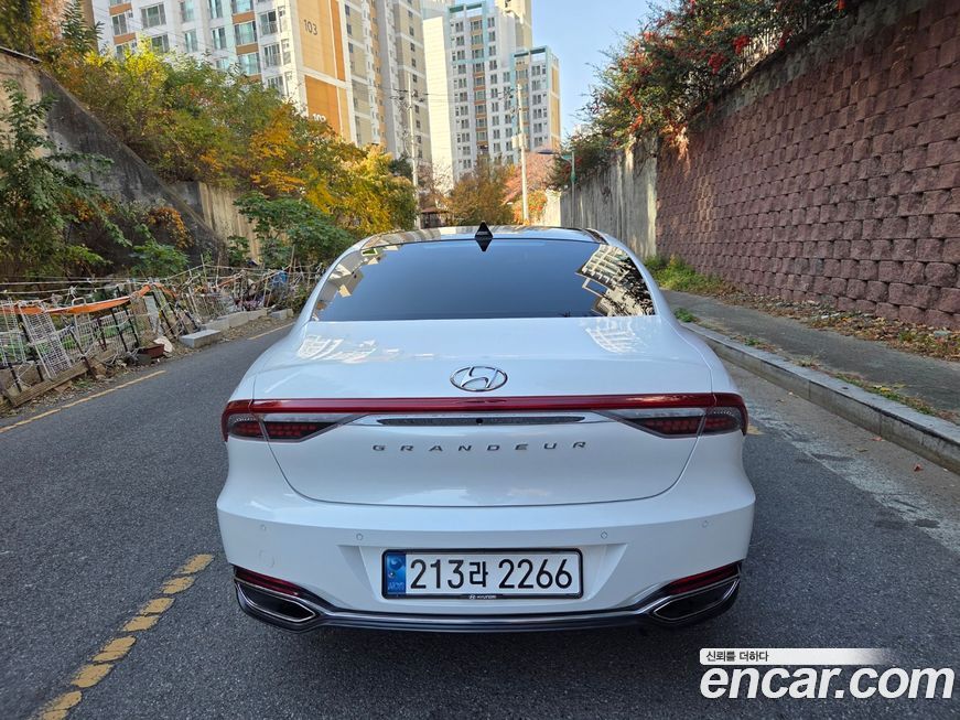 Hyundai Grandeur 2022