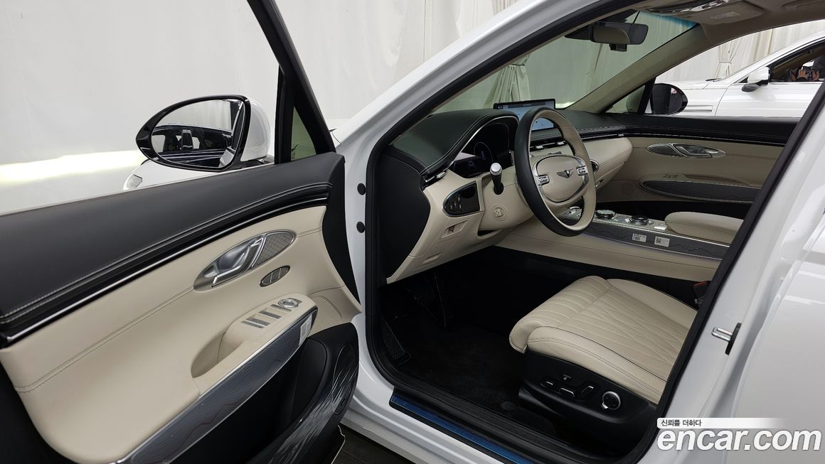 Genesis GV70 2023