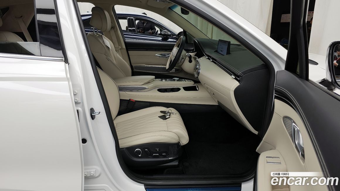 Genesis GV70 2023