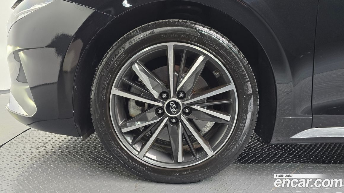 Hyundai Grandeur 2021