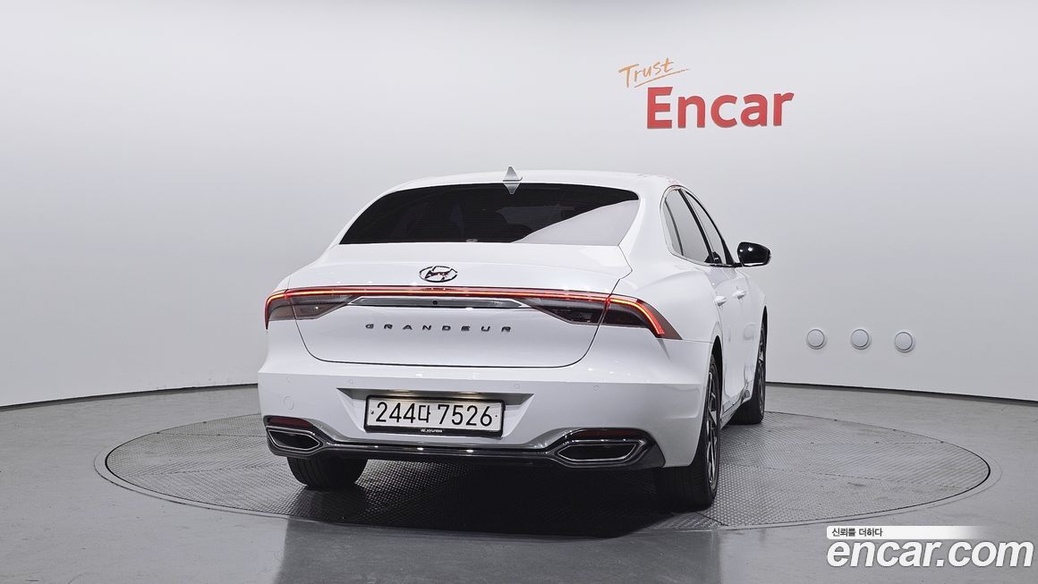 Hyundai Grandeur 2021