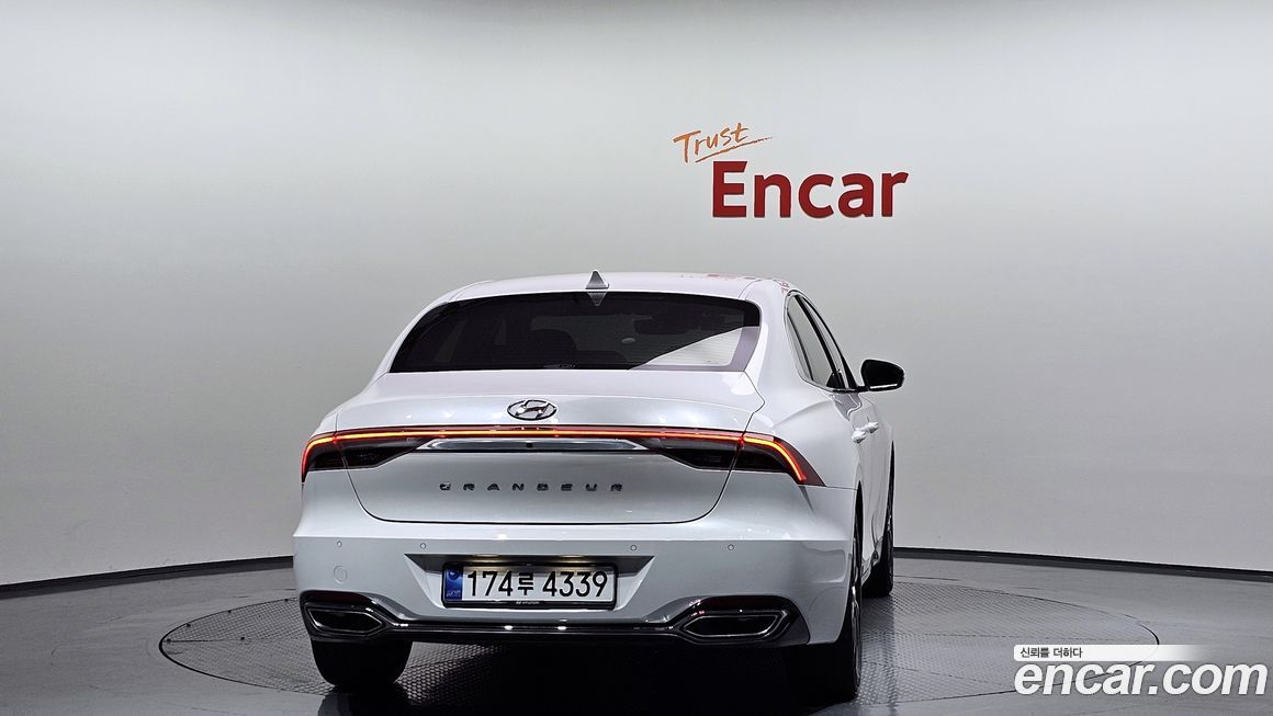 Hyundai Grandeur 2021