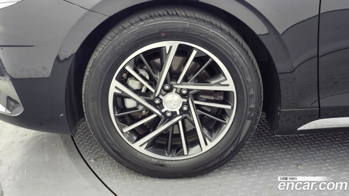 Hyundai Grandeur 2021