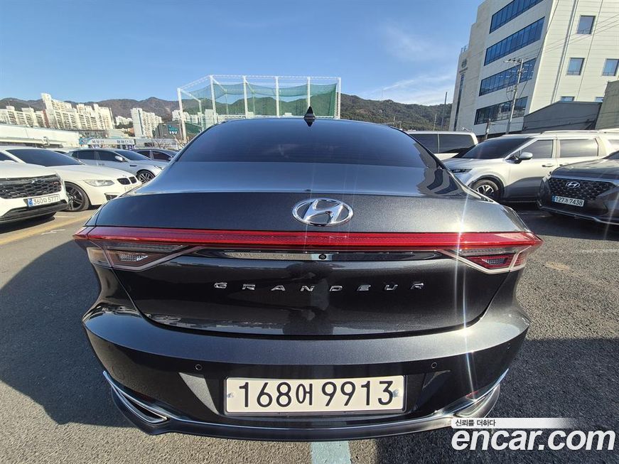 Hyundai Grandeur 2020