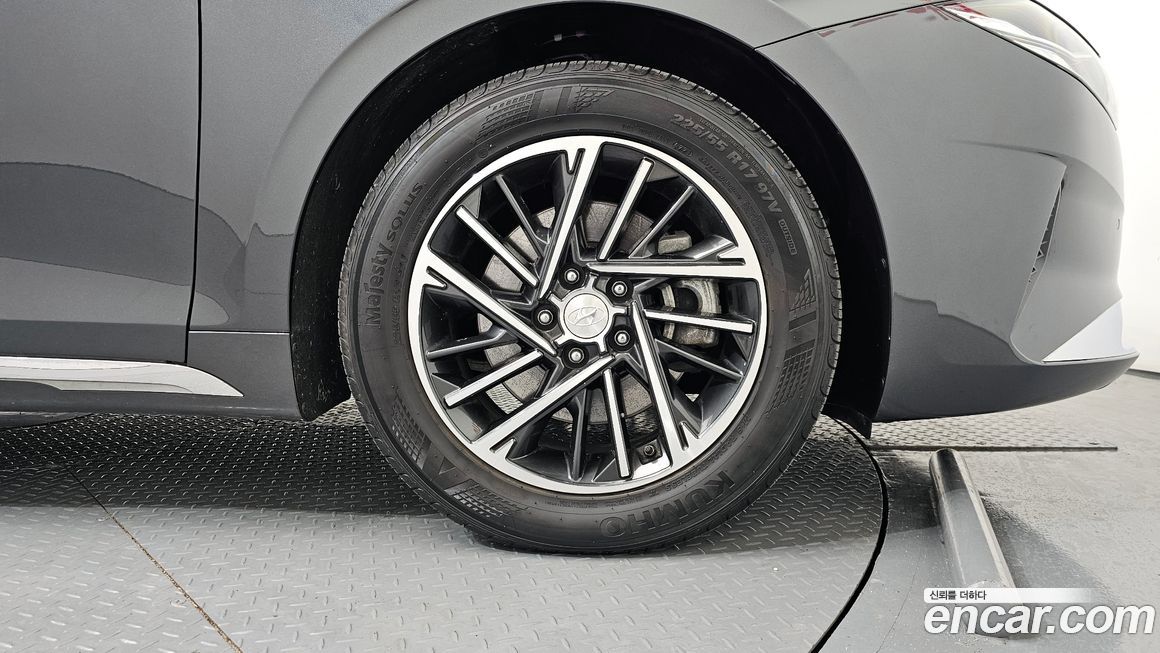 Hyundai Grandeur 2021