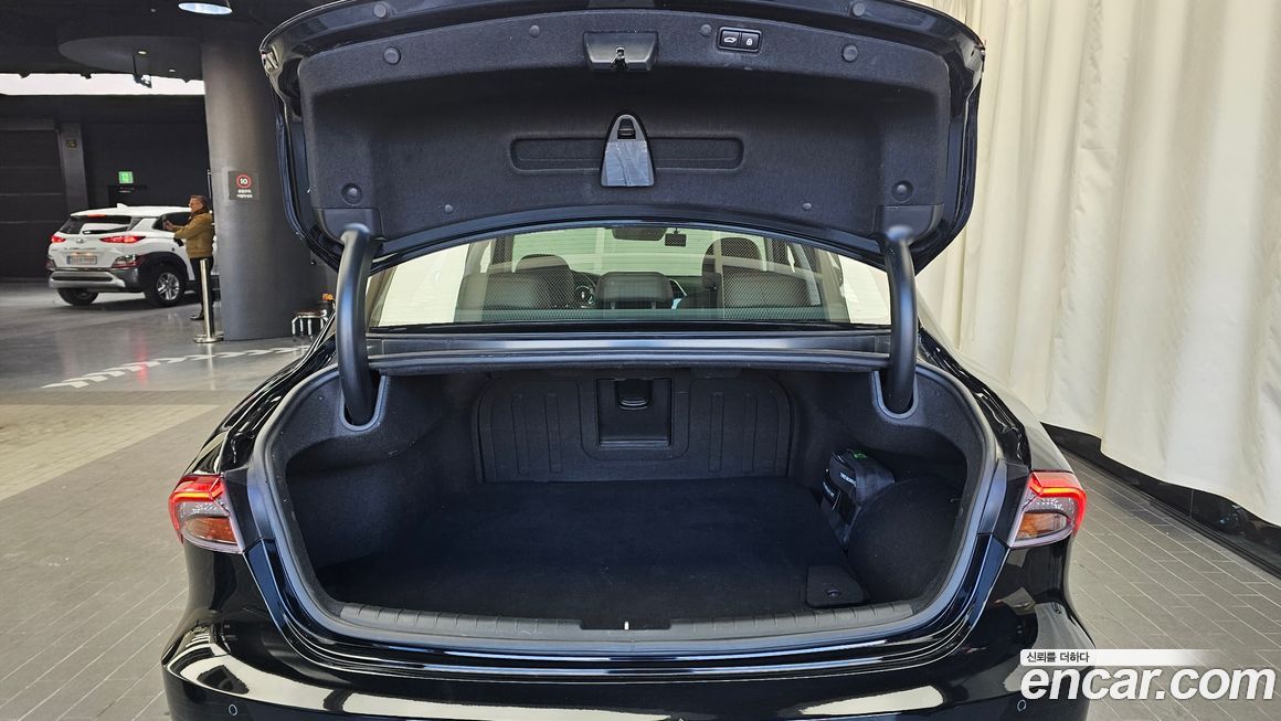 Hyundai Grandeur 2021