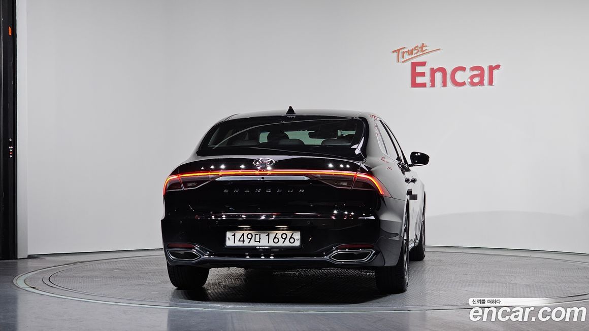 Hyundai Grandeur 2021