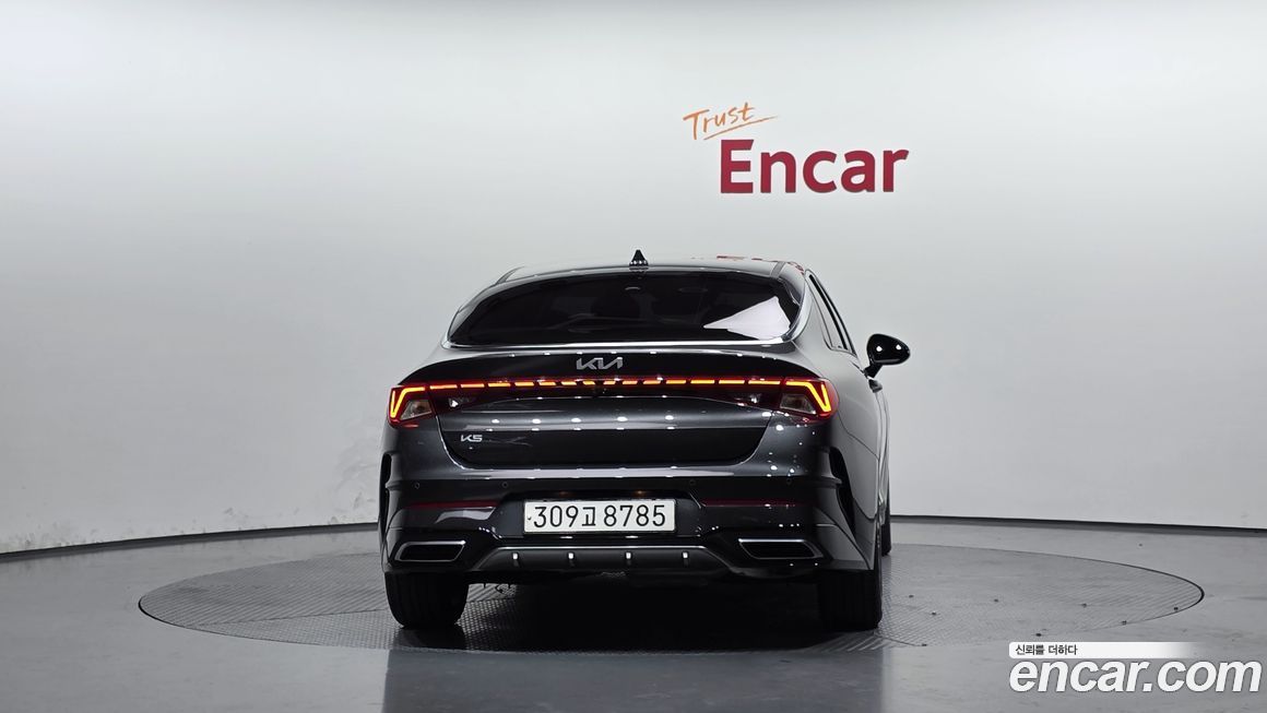 Kia K5 2023